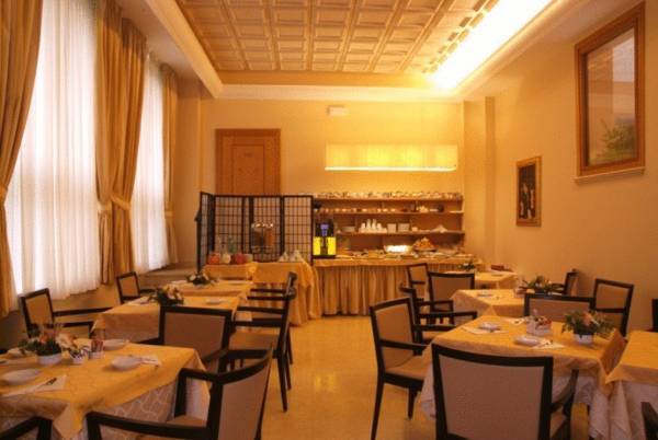 Seccy Hotel Boutique 4* Италия, Лацио