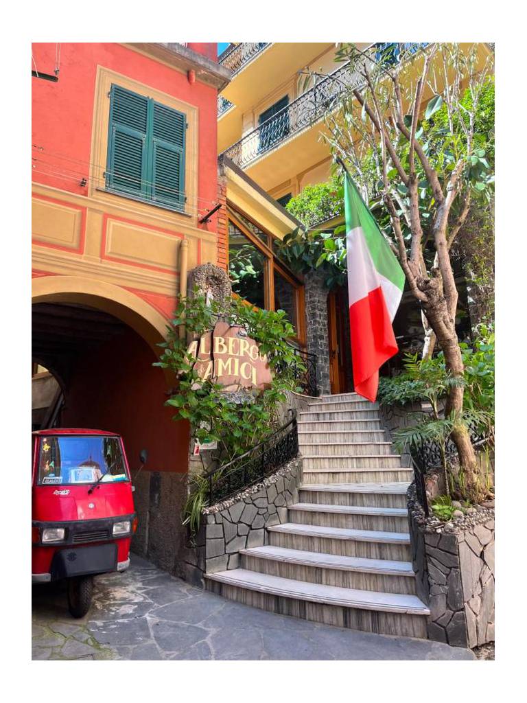 Albergo Degli Amici