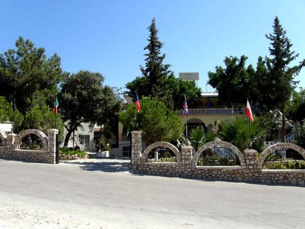 Pefkos Garden Hotel