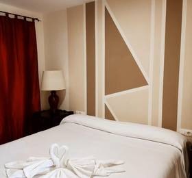 Hostal Alhaja Playa в Коста де ла Лузе