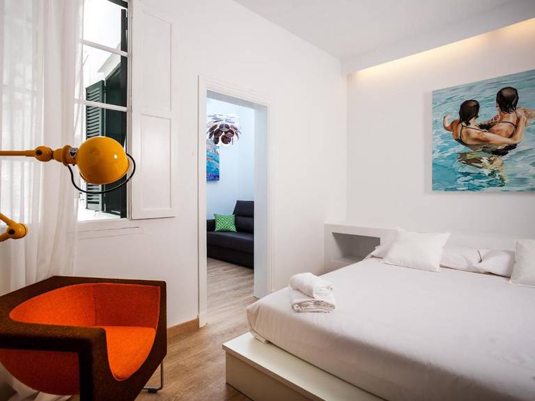 Cheap & Chic Hotel 
