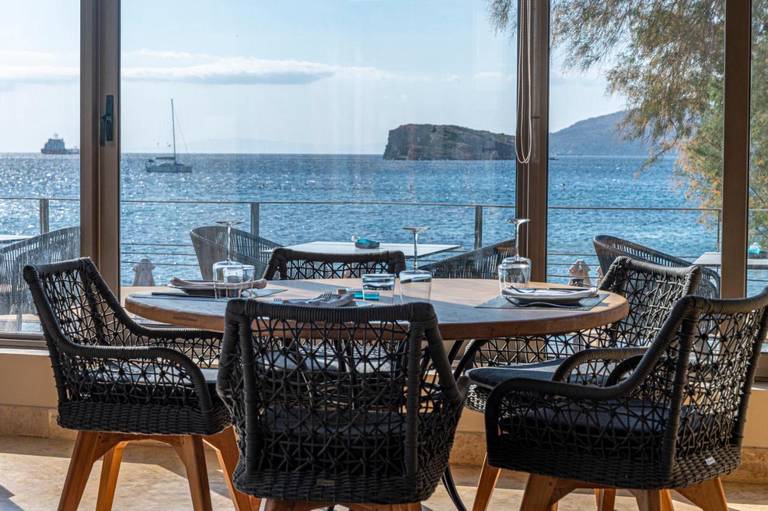 Aegeon Beach Hotel