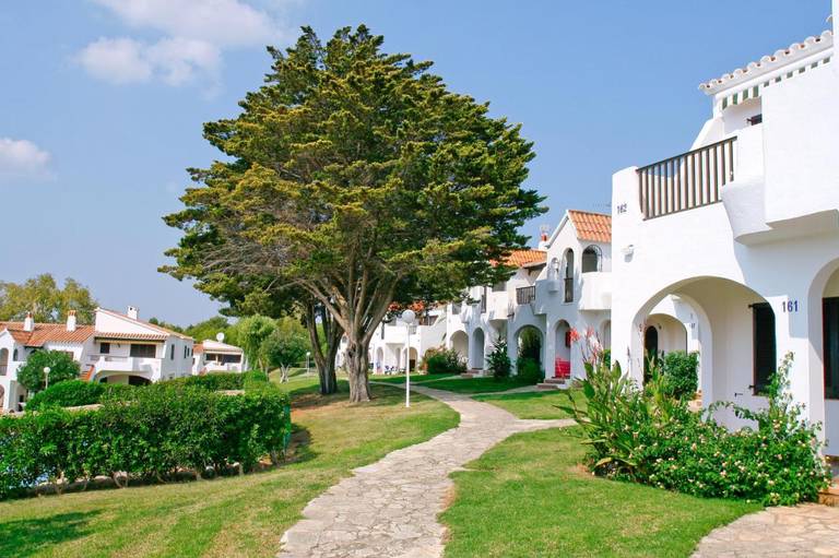 Son Bou Apartments 