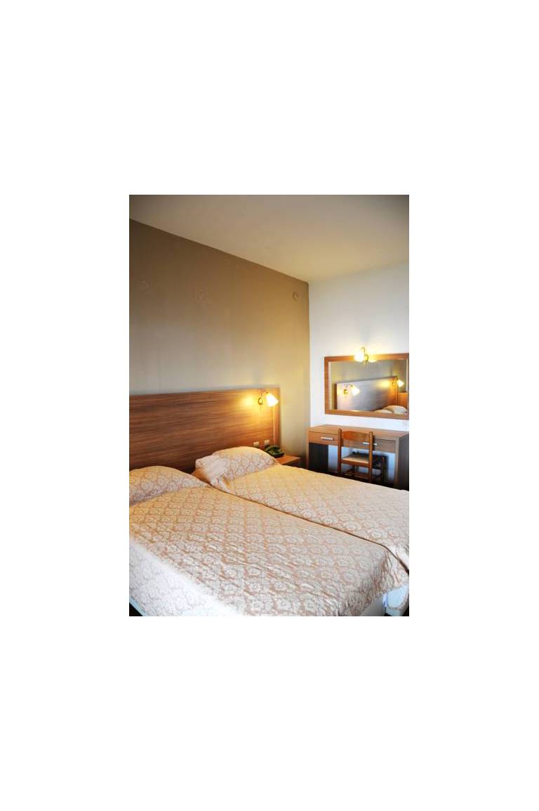 Glavas Inn Hotel 