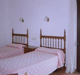 Hostal Fondevila  в Ллейде