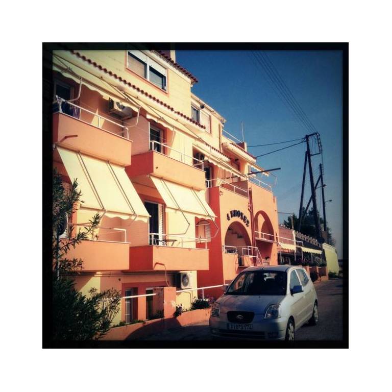 4 Epoxes Studios 