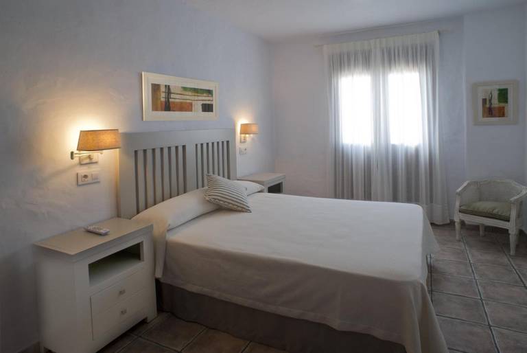 Hotel Almadraba 