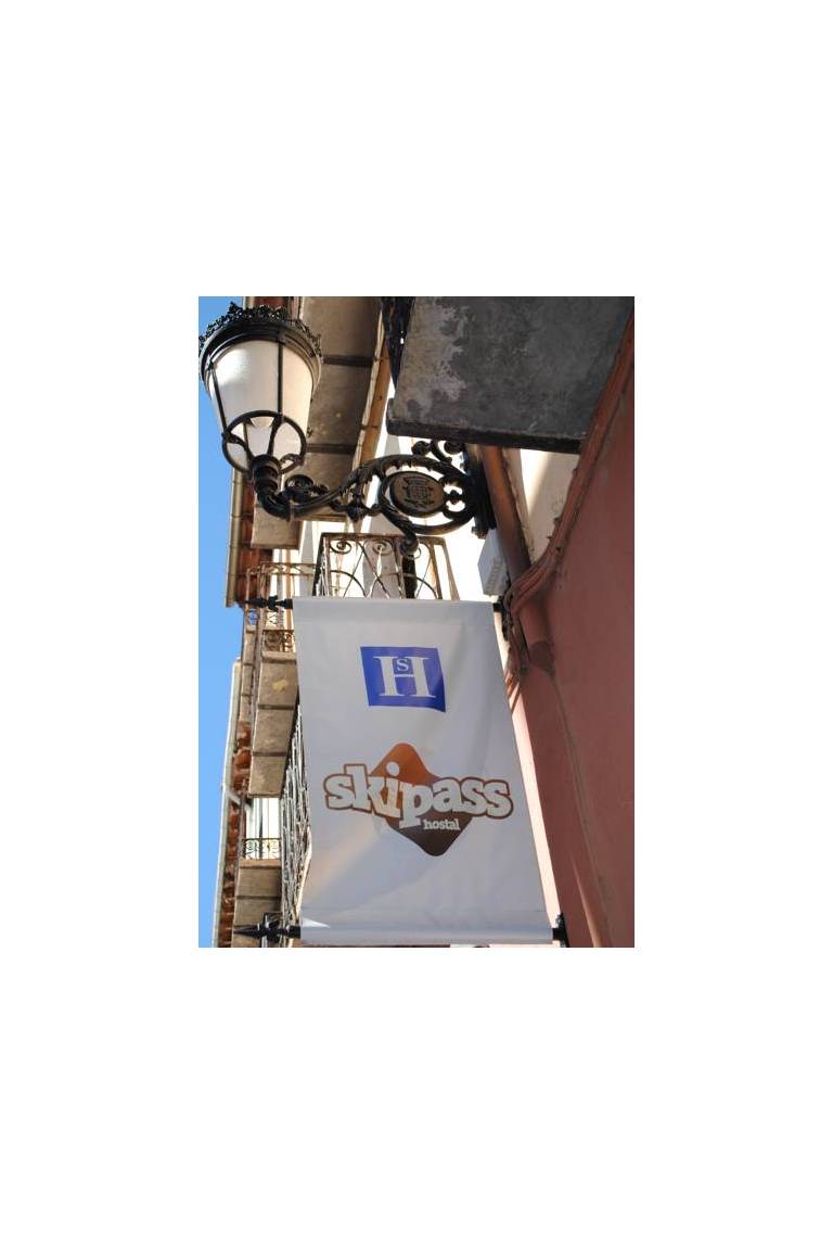 Skipass Hostal 