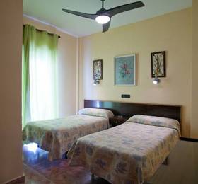 Hostal Rocamar  в Коста-Тропикале