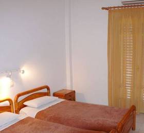 Sylvia Studios  в Аттике