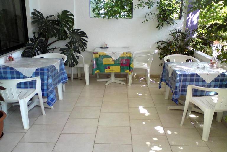Rosmari Hotel