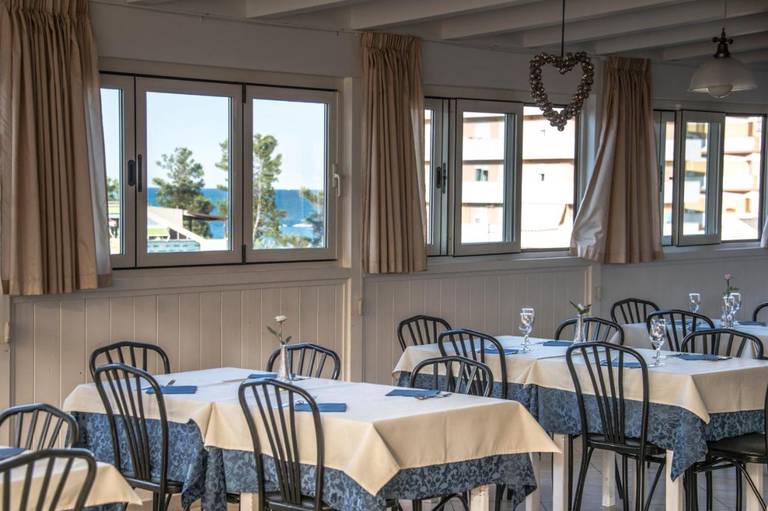 Hotel Antagos 