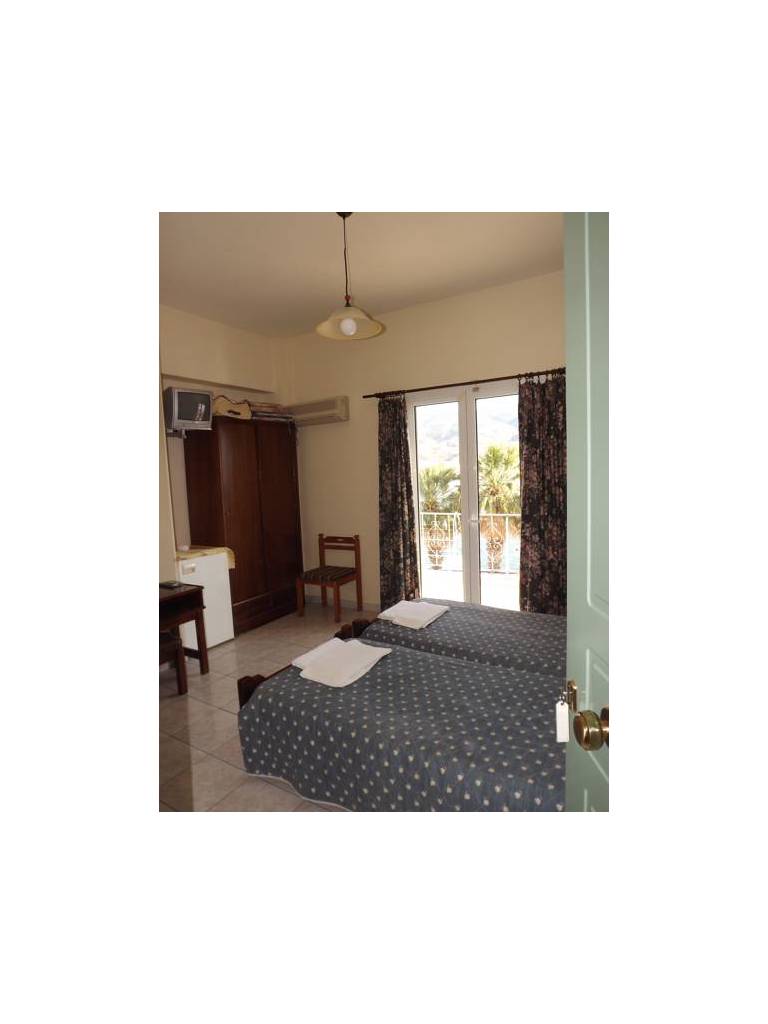 Theano Hotel 