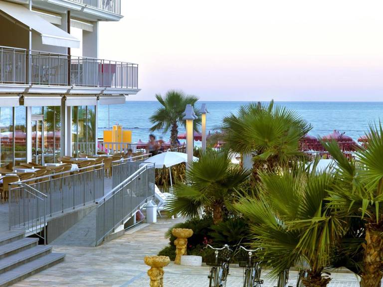 Casa Del Mar 