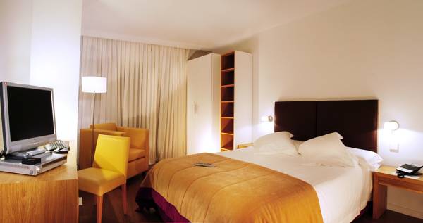 Aimia Hotel