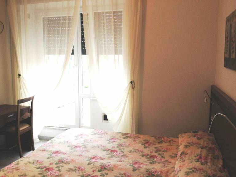 Hotel Dora 