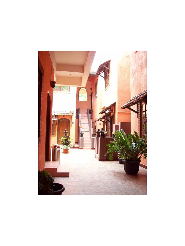Hotel Prapanca 8 