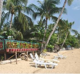 Islandfront Cottages and Restaurant  в Палаване