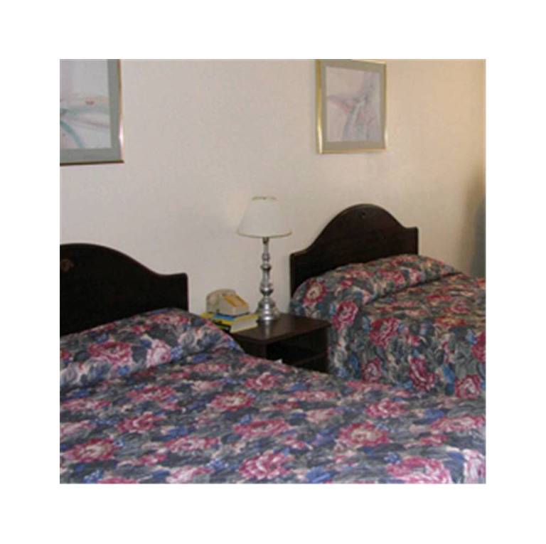 Budget Host Villa Inn & Suites 