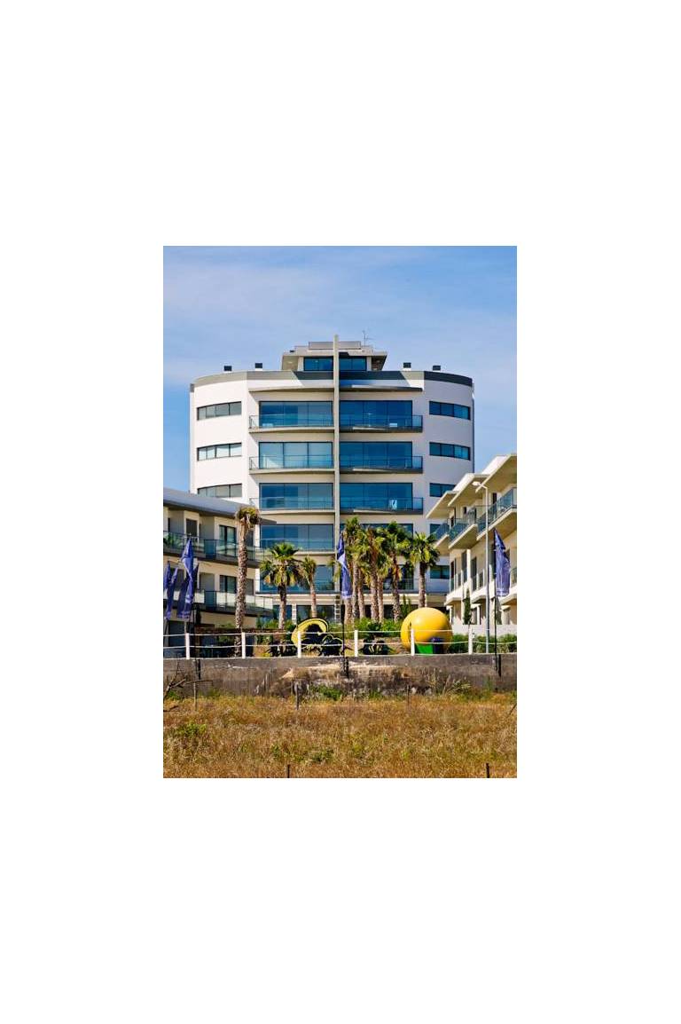 Cavalo Preto Beach Apartments 