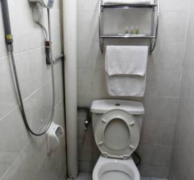 Golden Leaf Backpacker Hotel  в Джохор-Бару