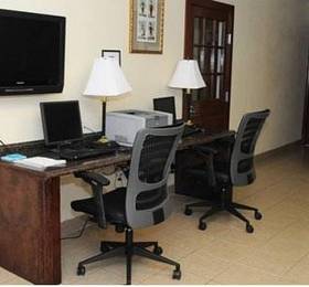 Clarion Hotel Overland Park  в Канзас-Сити