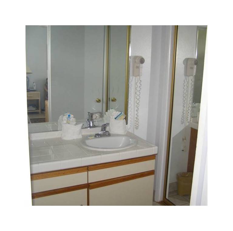 Noelani Condominium Resort 