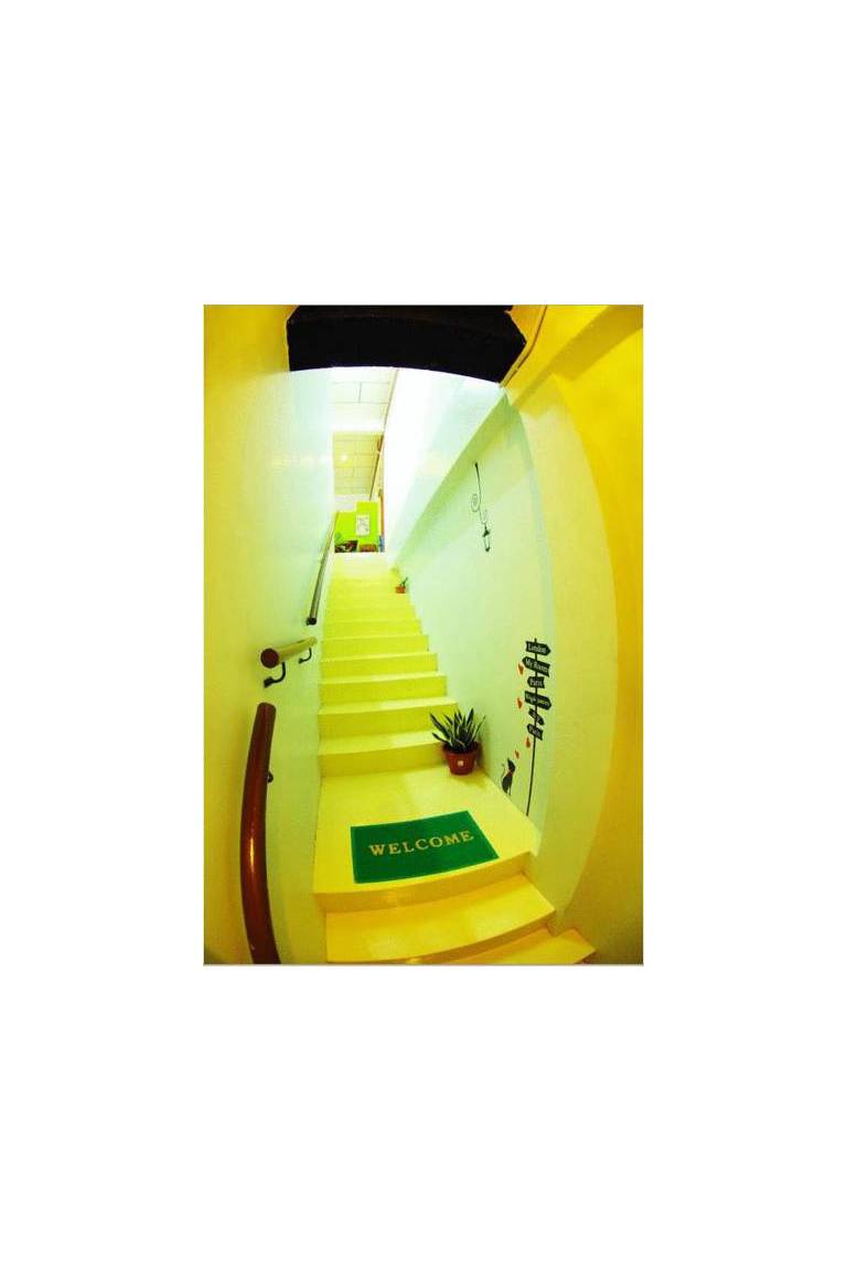 Sayang-Sayang Youth Hostel 