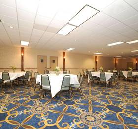 Туры в Clarion Hotel Broken Arrow  в США