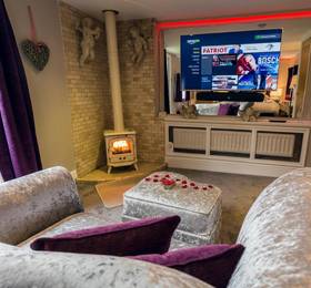 Туры в Aphrodites Boutique Hotel  в Великобритании