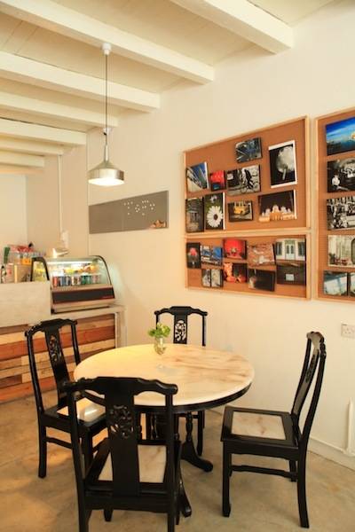 Tofu Cafe, Beds & Bikes  1*