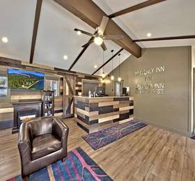 Heavenly Inn Lake Tahoe  в озере Тахое
