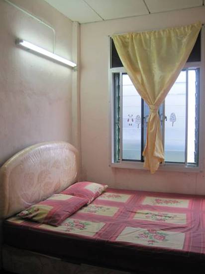 Day & Night Guesthouse  Малайзия, Пенанг