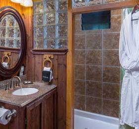 Туры в Volcano Village Lodge  в США