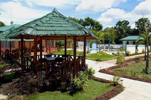 Niko's Cabanas Resort 