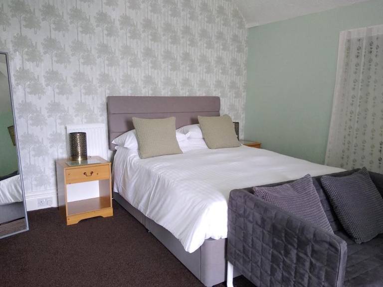 Hazeldene Guest House 