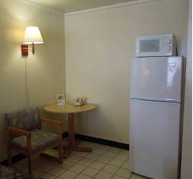 Sunshine Inn & Suites  в Вирджиния-Биче