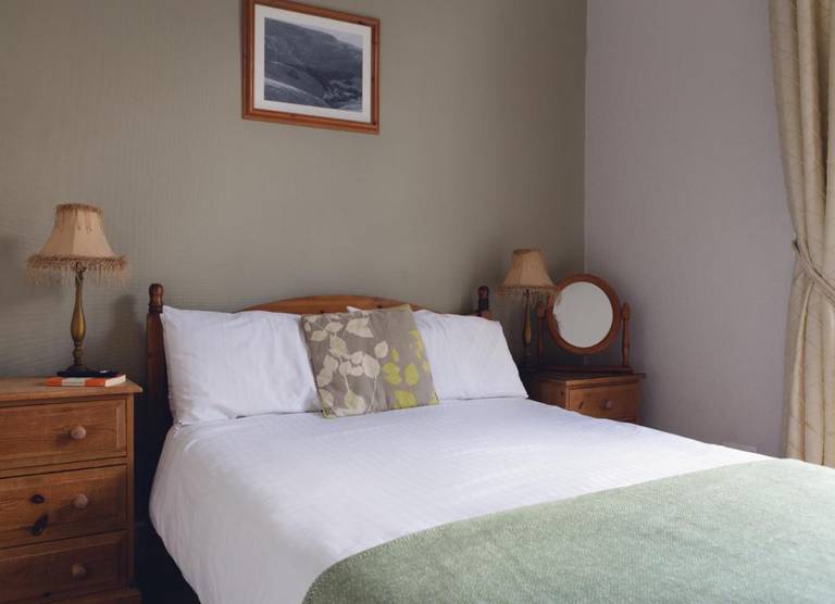 Lingmoor Guest House 