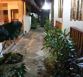 Chiisai Natsu Resort  в Бохоле