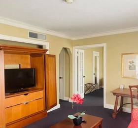 Отдых в Senate Luxury Suites  - США, Канзас-Сити, шт. Миссури
