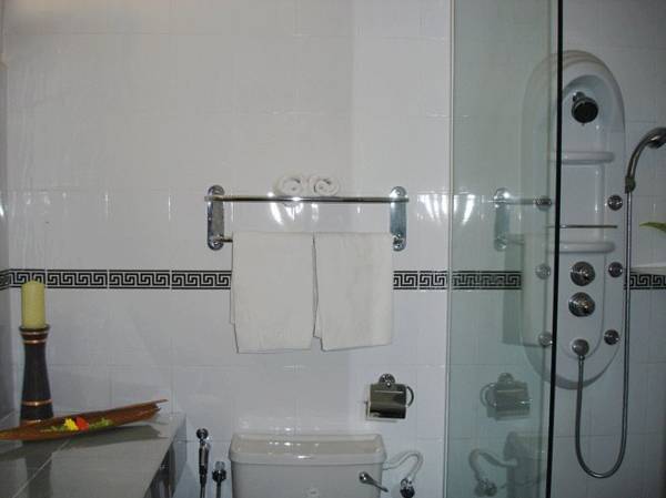 Shah's Beach Resort  3* Малайзия, Малакка