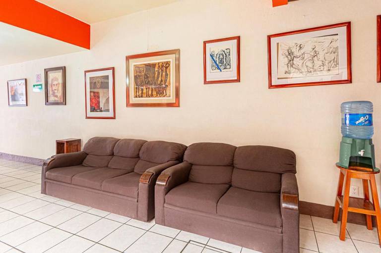 Hotel Villa de Leon 