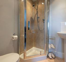 Lyndale Guest House  в Виндермире