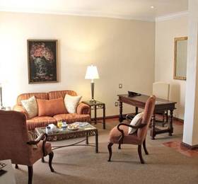 Hotel Villa Antigua  в Керетаро