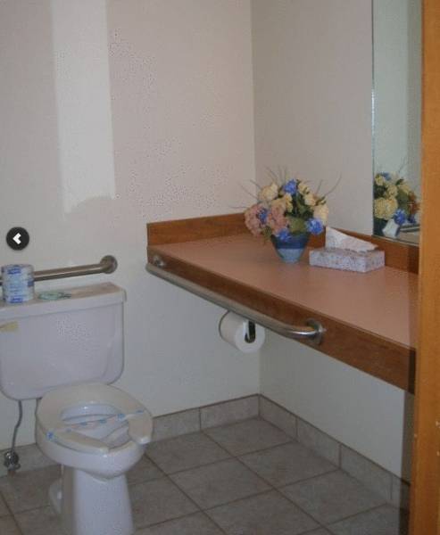 Bay City Motor Inn 
