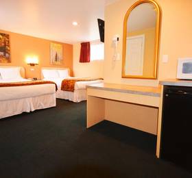 Glenwood Motor Inn  в Колорадо-Спрингс