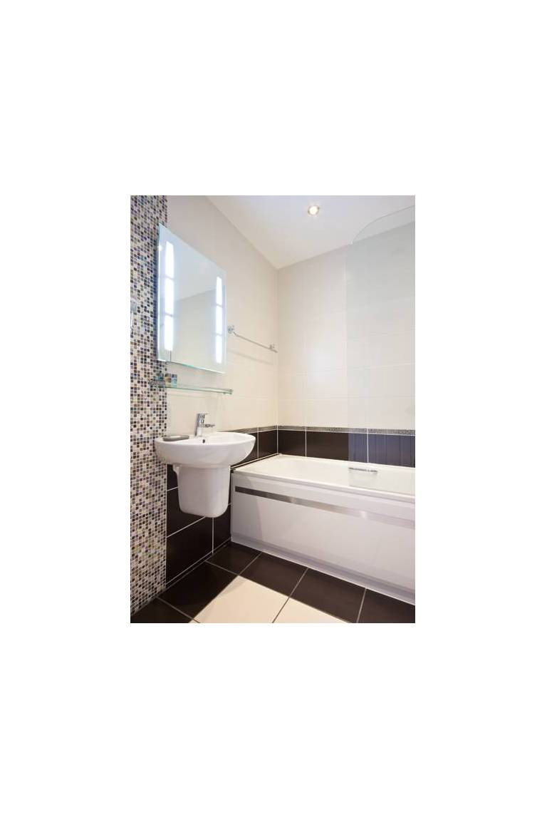 Bowness Bay Suites 