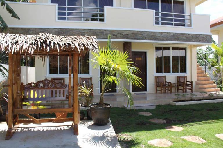 Palms Cove Resort 