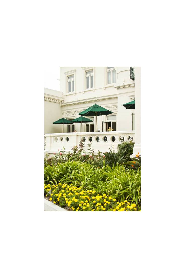 Glorietta Bay Inn 