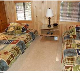 Knotty Pine Cabin  в озере Тахое